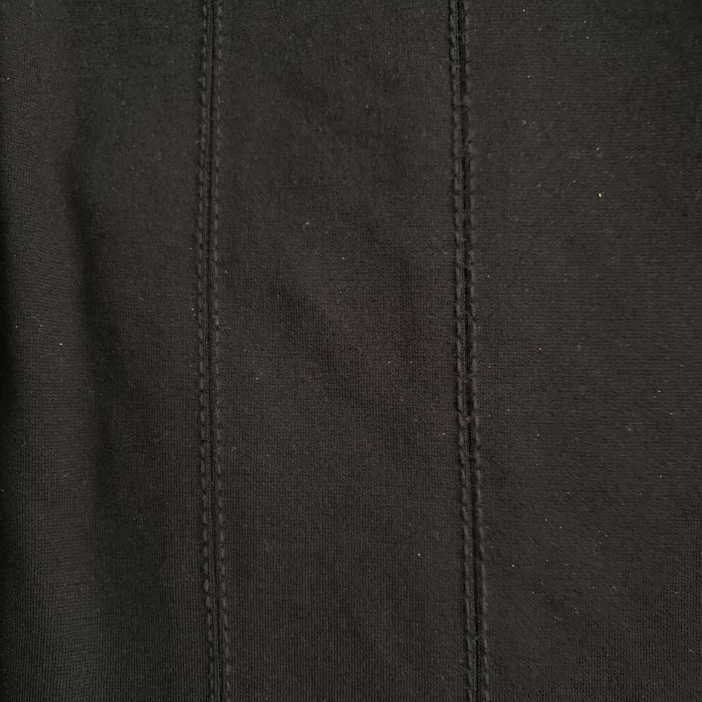 White House Black Market 25” Pencil Skirt, Size 8 - Picture 2 of 5